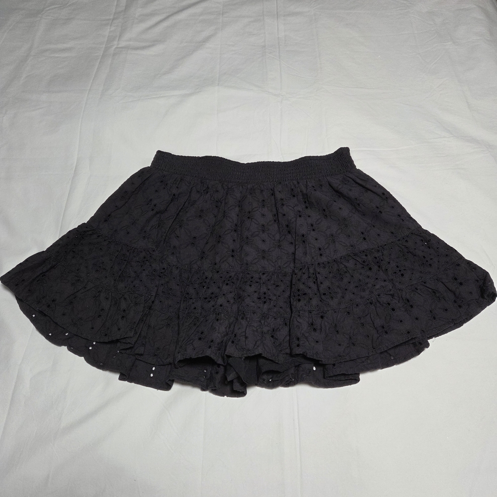 American Eagle Outfitters Floral Eyelet Skort